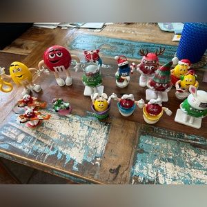 Set of 16 different M&M characters